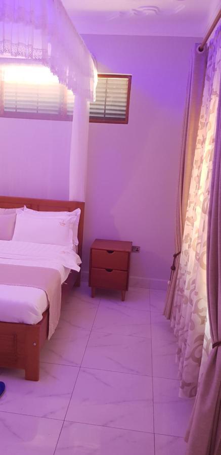 Fort Heights Homestay Fort Portal Экстерьер фото